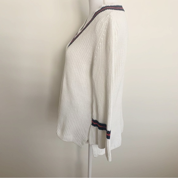 Cabi Ace V-Neck Preppy Bell Sleeve White Sweater Style 5639 Size S - Picture 11 of 13